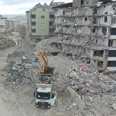 Deprem soruşturmalarındaki tutuklu sayısı açıklandı