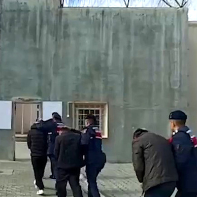 22 yıl boyunca gizlendiler! Cinayet şüphelileri yeni hayat kurmuş