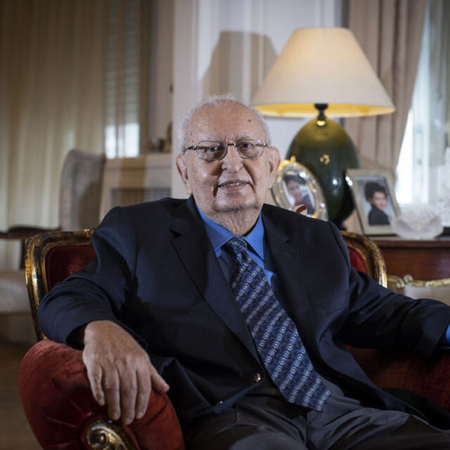 Hüsamettin Cindoruk hastaneye kaldırıldı