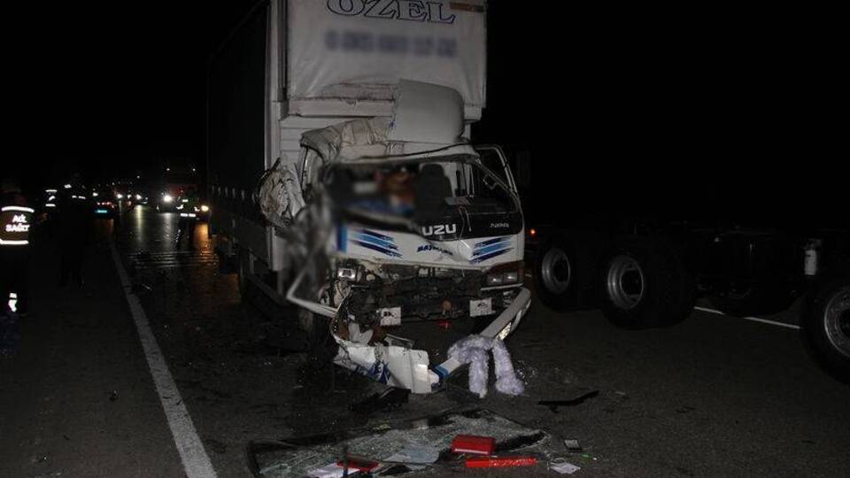 Manisa'da feci kaza: 1 ölü, 2 yaralı