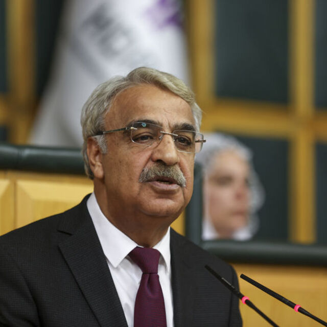 Sancar: Kapatma davası seçim sonrasına bırakılsın