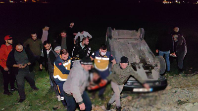 Otomobil ile elektrikli bisiklet çarpıştı: 2 yaralı