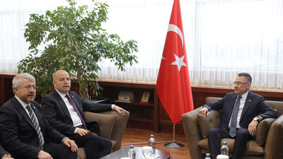 Fuat Oktay, Anavatan Partisi lideriyle görüştü