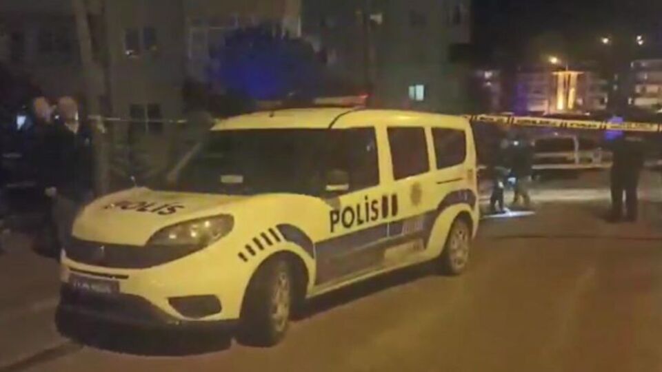 Eski eşi ile arkadaşını tabancayla yaraladı