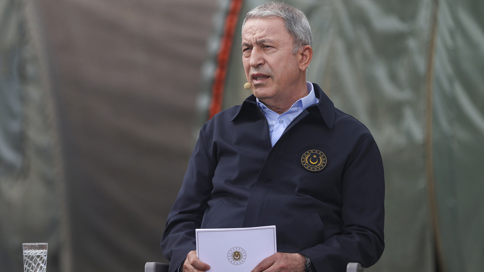 Bakan Akar: Mehmetçiğin geç çıkması asla söz konusu değil