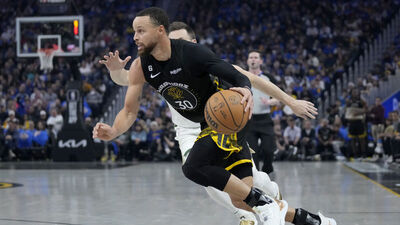 Warriors, lider Bucks'ı uzatmada yendi