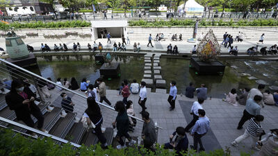 Tartışma yaratan teklif: Haftalık çalışma saatinin 69'a çıkması planlanıyor