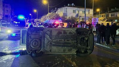 Çarptı, kaçtı: 1 yaralı