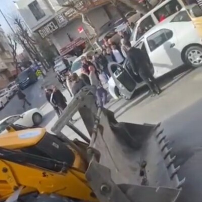 Maganda yine yollarda! Önce sopa ile sardırdı sonra aracıyla çarptı