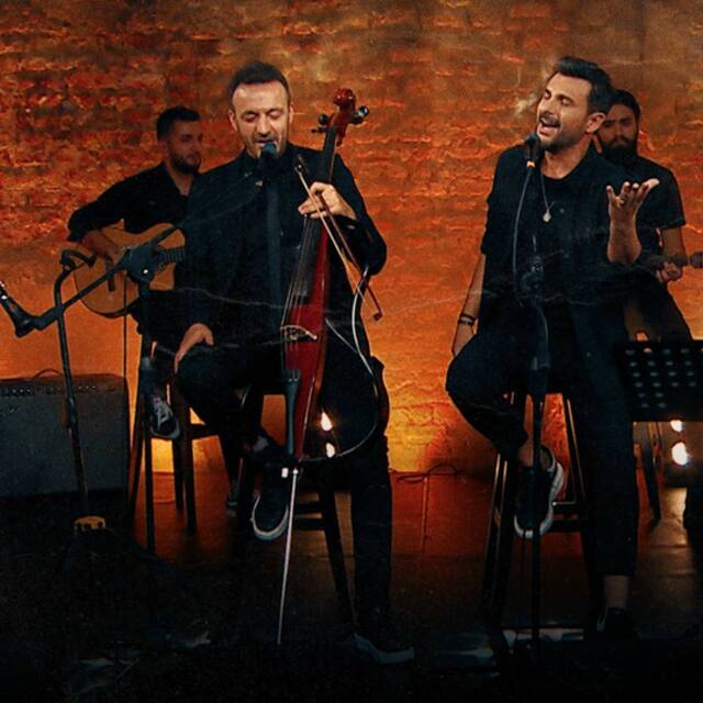 Kafadar ve Gökhan Tepe'den 'Aşık'