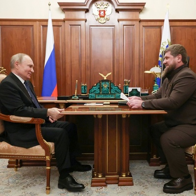 'Zehirlendi' denilen Kadirov, Putin ile bir arada