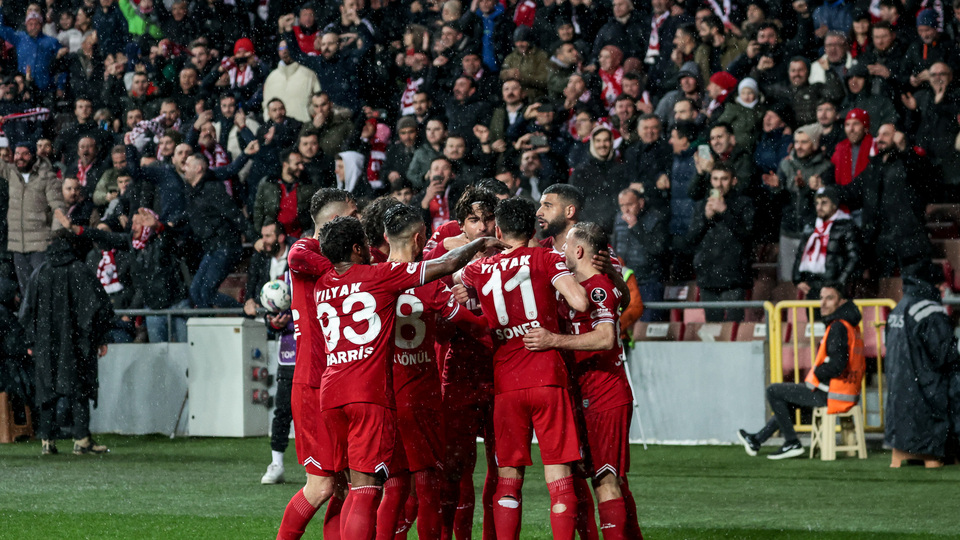 Samsunspor liderliği ikinci kez devraldı