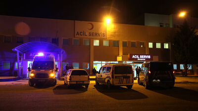 Devrilen otomobilin sürücüsü yaralandı