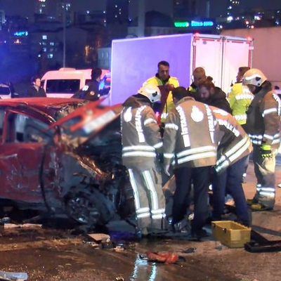 16 yaşındaki ehliyetsiz sürücü kaza yaptı: 1 ölü, 2 yaralı