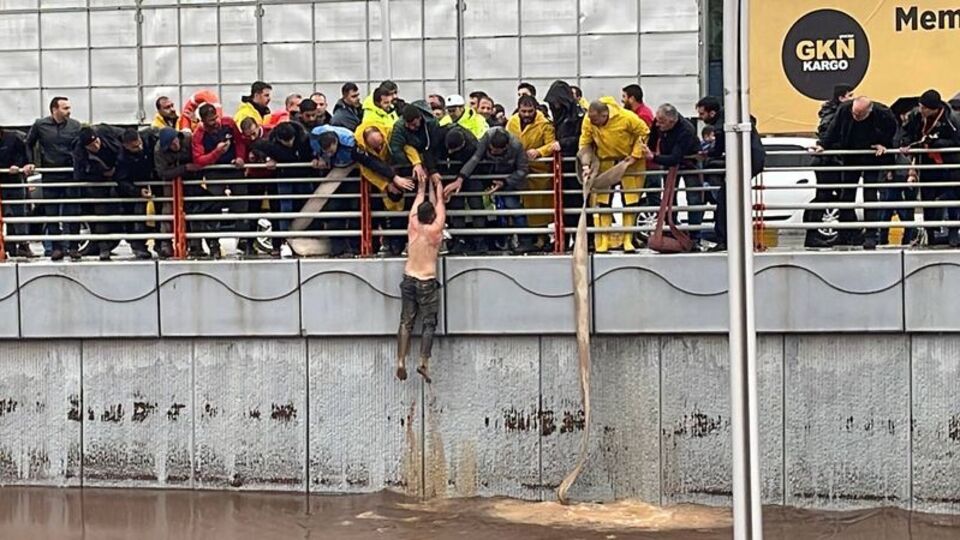 Abide Kavşağı'nda can pazarı