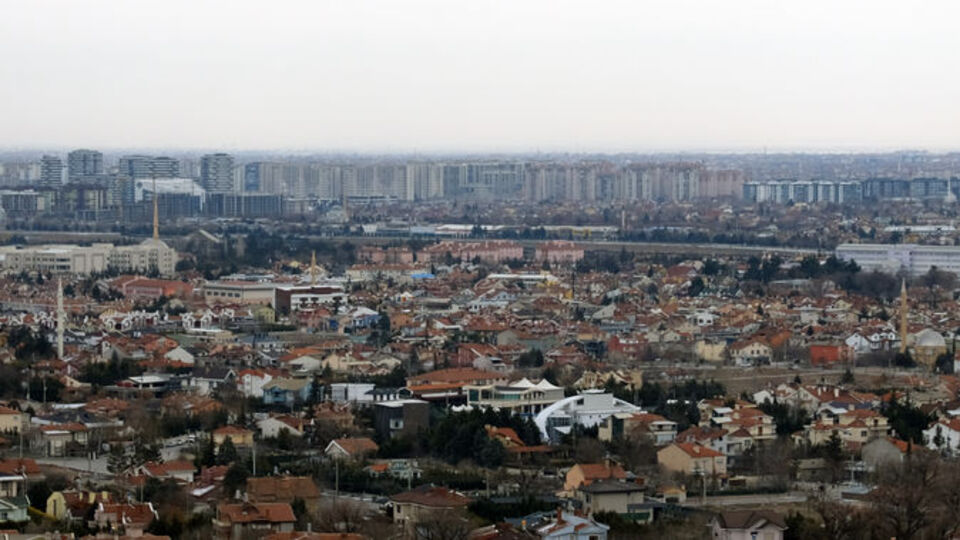 Depremzedeye "fahiş fiyattan" kiraya adli işlem