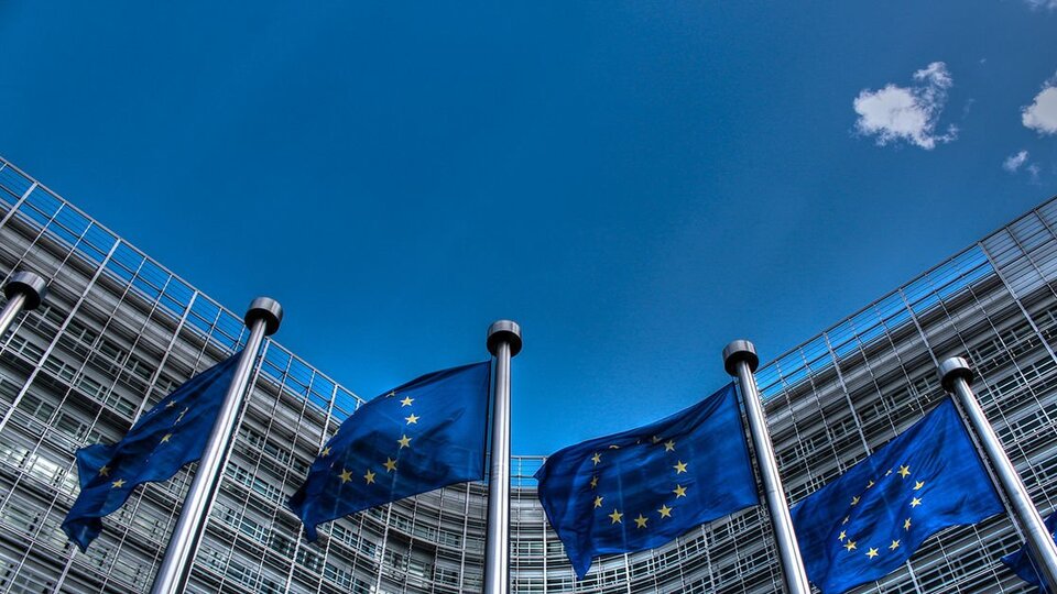 Euro Bölgesi'nde sanayi üretimi ocakta arttı