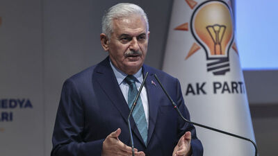 Binali Yıldırım'ın annesi vefat etti