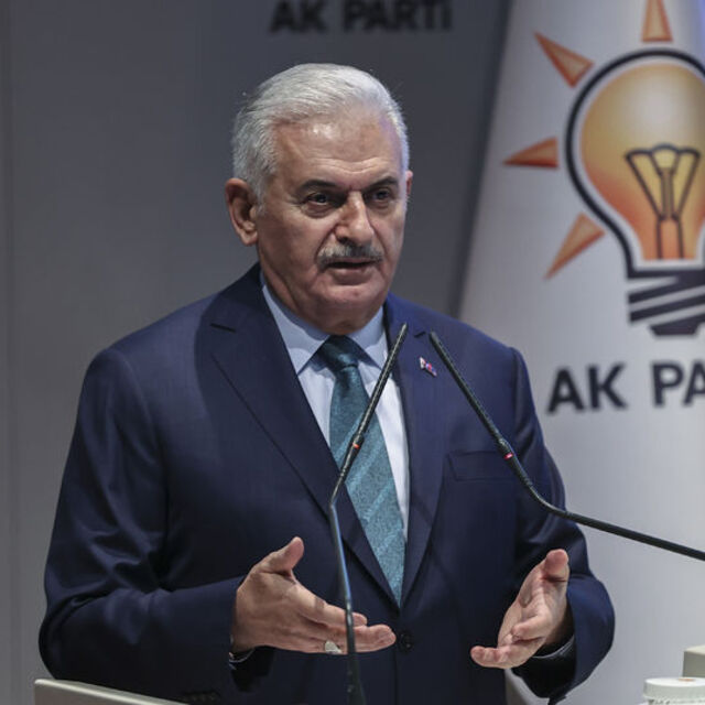 Binali Yıldırım'ın annesi vefat etti