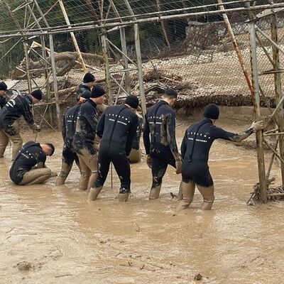 2 aylık hamile anne ve kızı aranıyor! "Depremden kaçarken sele tutulduk!"