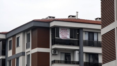 Gürültü yapan komşularına kızan kadından şaşırtan ilan!