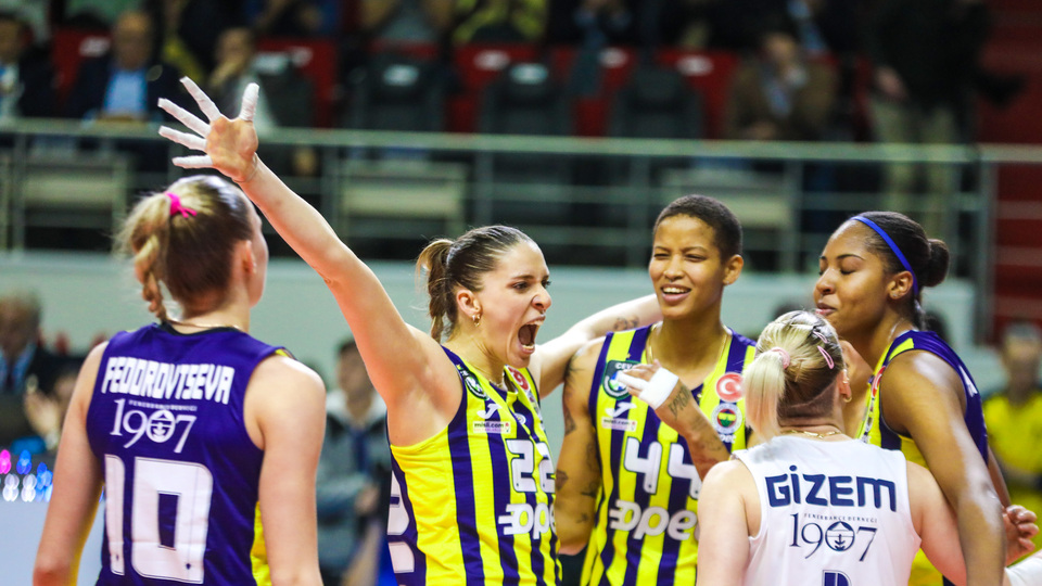 Fenerbahçe Opet, Imoco'ya set vermedi!