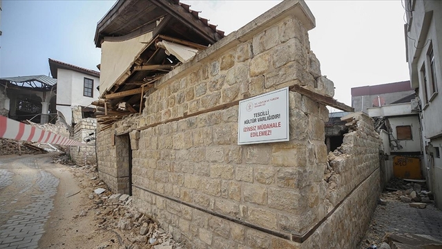 Dulkadiroğlu'nda depremlerden etkilenen tarihi yapılar ayağa kaldırılacak