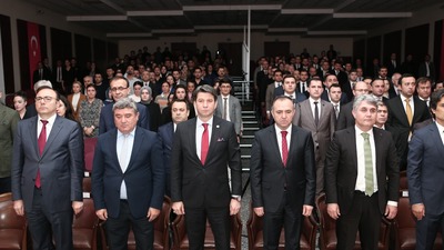 Hakim ve savcılara alkışlı teşekkür