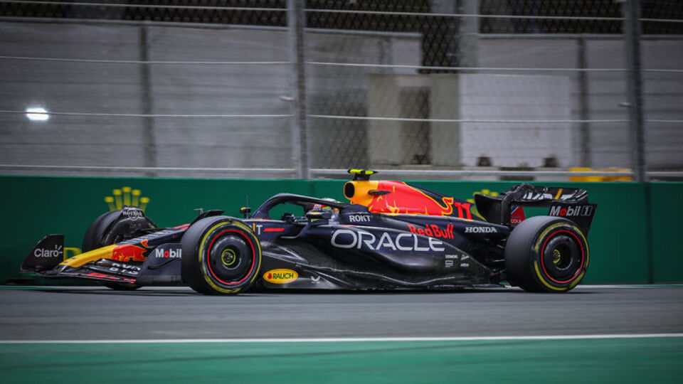 S.Arabistan'da pole pozisyonu Perez'in