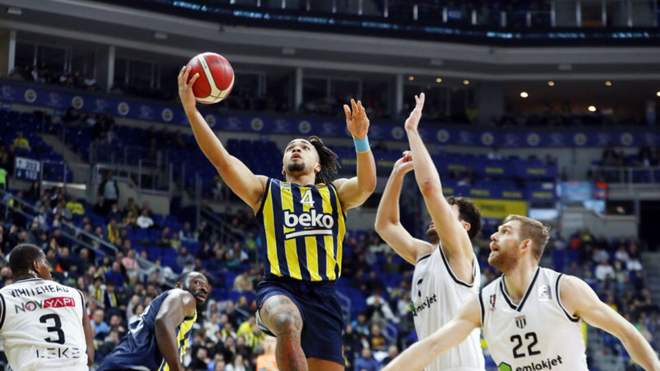 Derbide kazanan Fenerbahçe!