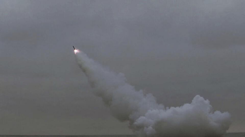 Kuzey Kore bir balistik füze daha ateşledi