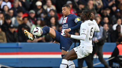 PSG evinde Rennes'e kaybetti