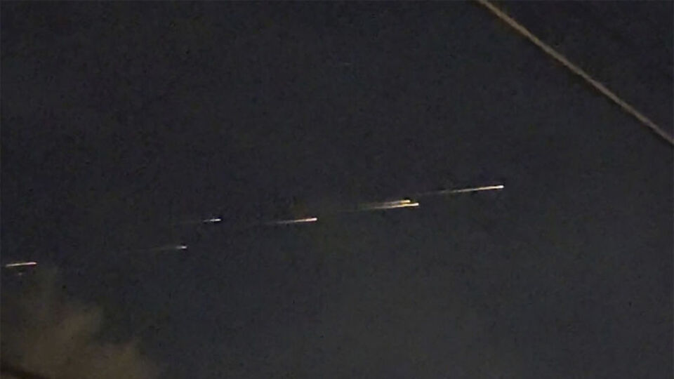 Gökyüzünde gizemli ateş topları