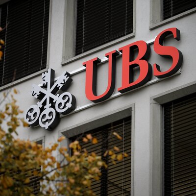 UBS, Credit Suisse'i satın alıyor