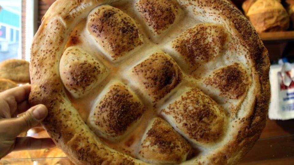 İstanbul Halk Ekmek'te Ramazan pidesi 5 lira