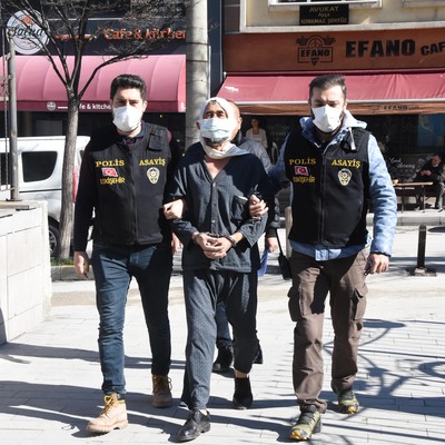 Eşi ve kızını bıçaklayan cani tahliye edildi!