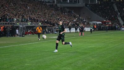 Sakaryaspor sahasında kazandı!