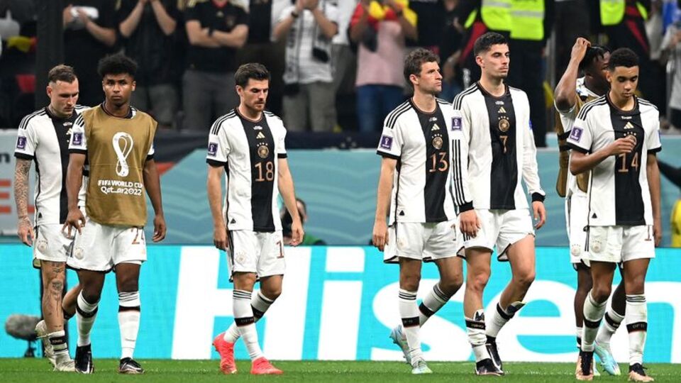 Almanya küllerinden doğmayı umuyor!