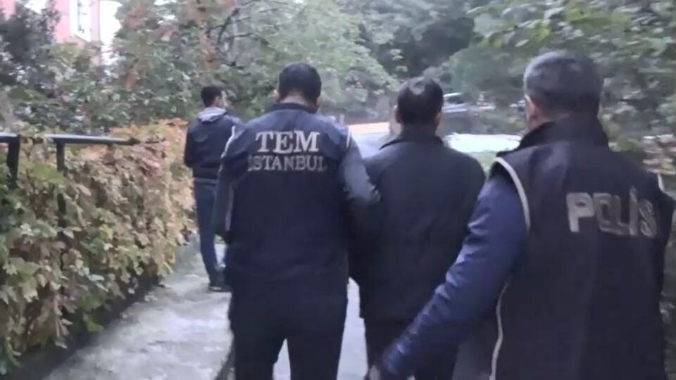 Gaybubet evlerine operasyon: 21 şüpheli yakalandı!