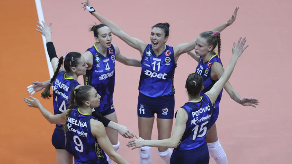 Fenerbahçe yarı final bileti için sahada!