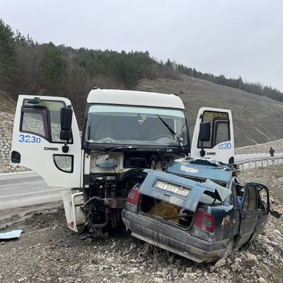 Korkunç kaza! Karı koca can verdi!