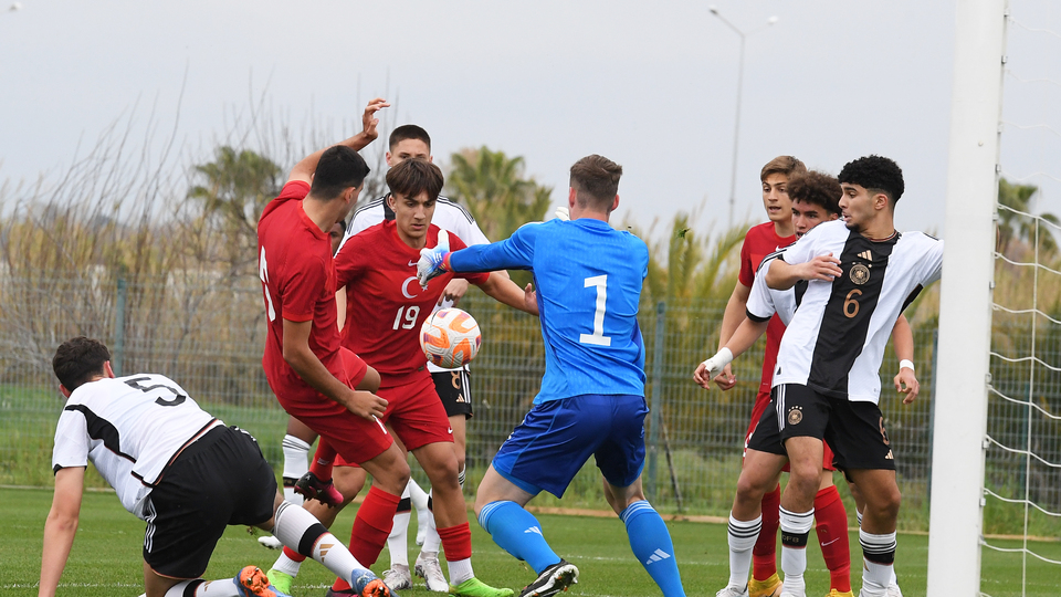 U17'de Almanya'ya 2-1 yenildik