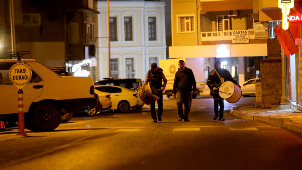 Ramazan davulcularının sahur görevi başladı