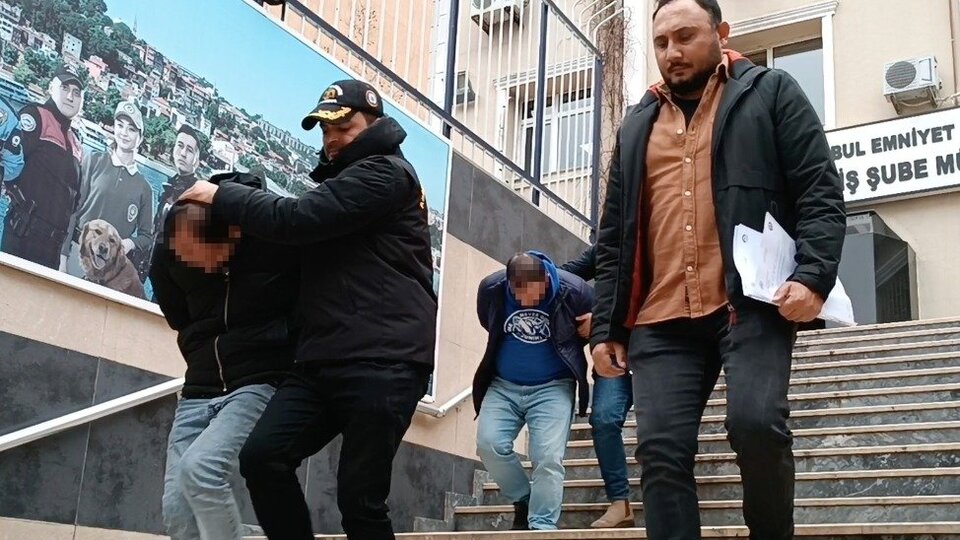 Yaşlı adamı dolandırıp kripto para aldılar!