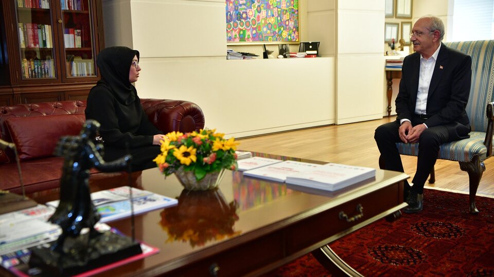 Sinan Ateş'in eşi Ayşe Ateş, Kılıçdaroğlu'nu ziyaret etti