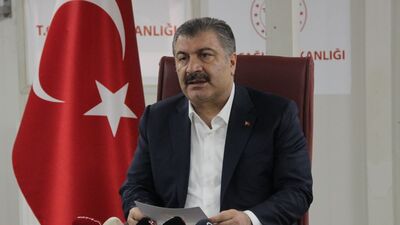 Sağlık Bakanı Koca'dan devlet hizmeti yükümlülüğü bulunan hekimlere ilişkin açıklama