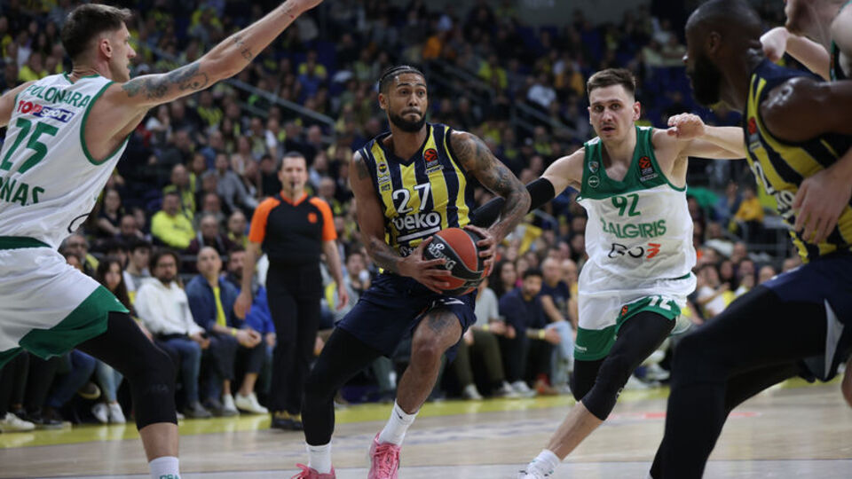 Fenerbahçe Beko'dan kritik zafer!