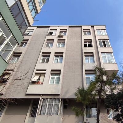 İstanbul'da korkunç yangın! Alevler can aldı!