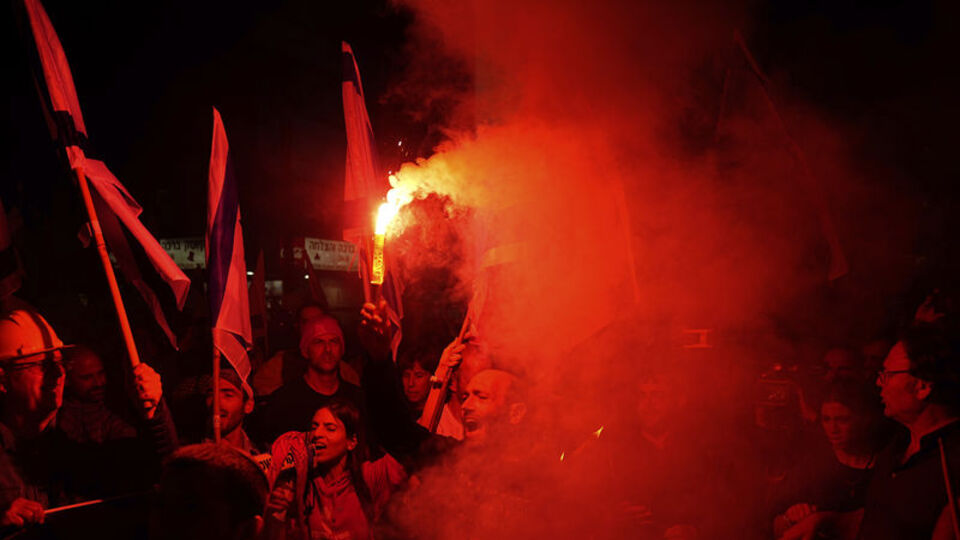 İsrail'de kriz sürüyor: Netanyahu hükümetinde çatlak