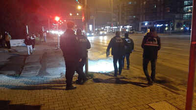 Çekici motosikletli polislere çarptı: 1 şehit, 1 yaralı